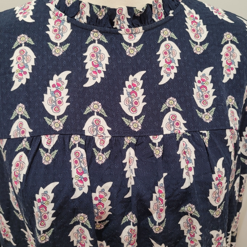 Loft size Large long sleeve navy blue pink paisley flower ladies blouse. - Picture 4 of 14